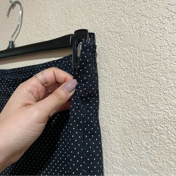 Talbots curvy black polka dot pants - Picture 2 of 6